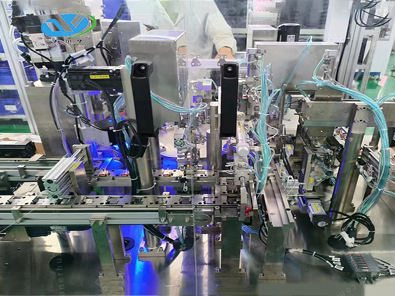 Relay automatic assembly machine